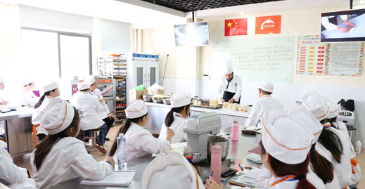 �����¶������ѧУ