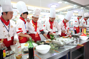 返乡创业, 一起去学厨师约吗?