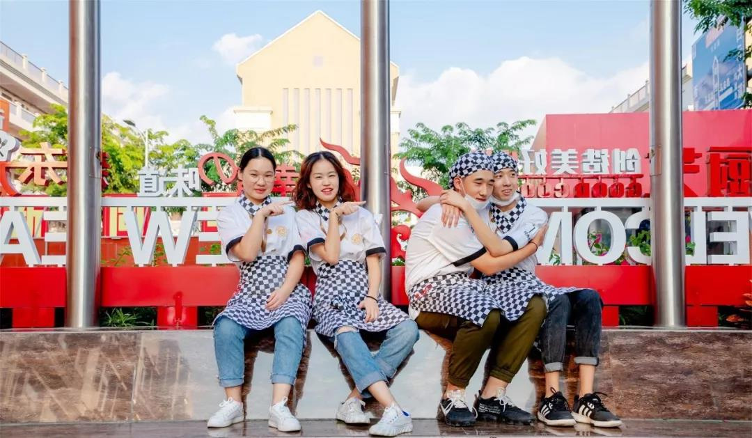 与学习其他技术相比,初高中生学厨师的优势在哪里?