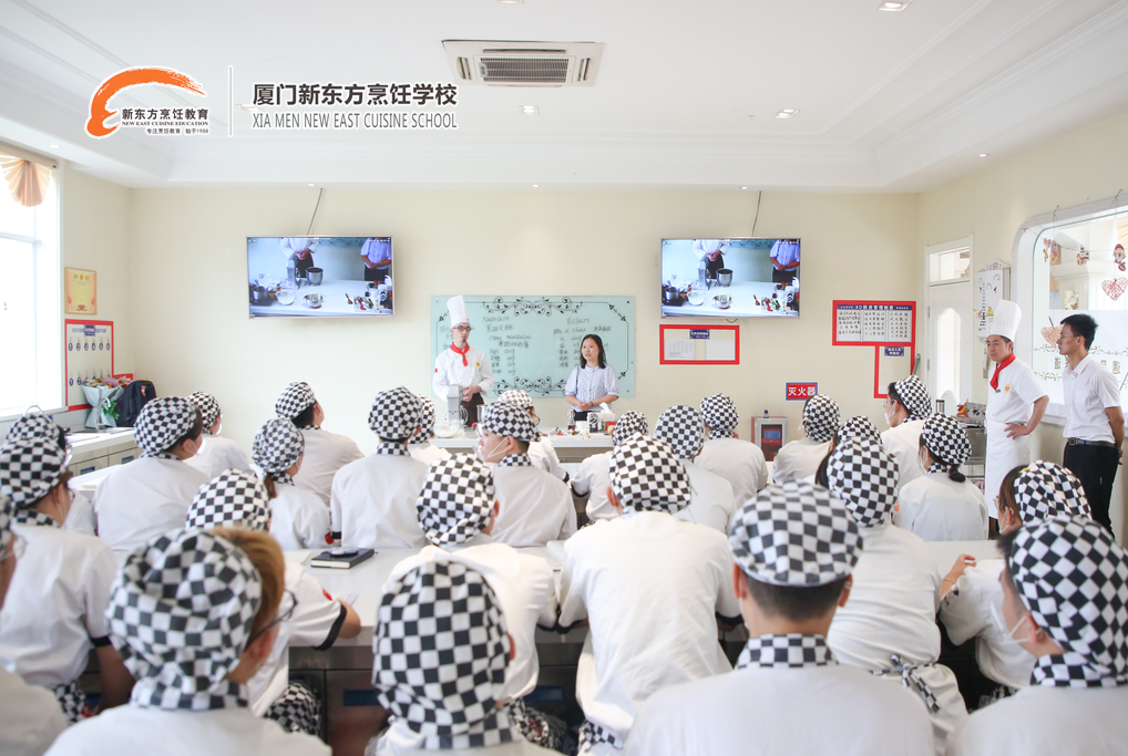 烘焙学徒和自己学技术的差异在哪?一文告诉你~