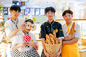 职校生一样能上大学!打破偏见,选择适合自己的成才路!