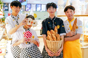 择校不满意,转校要趁早丨来看厦门新东方学子转学的故事!