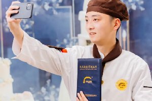 学西点选学校,这4个坑不能踩!