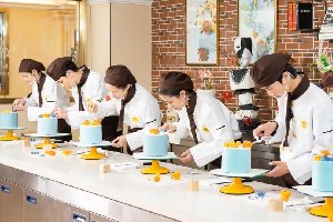 【报名春季班】我适合学西点烘焙吗?这5类人别犹豫直接学!