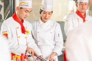 职业教育到底有什么优势?如何选择一所好的职业学校?这四点很重要!