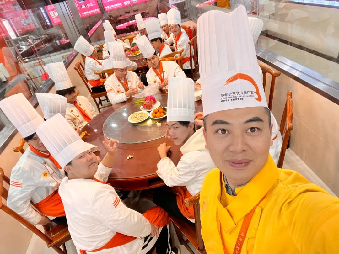 开学见面会!这场茶话会你值得拥有~