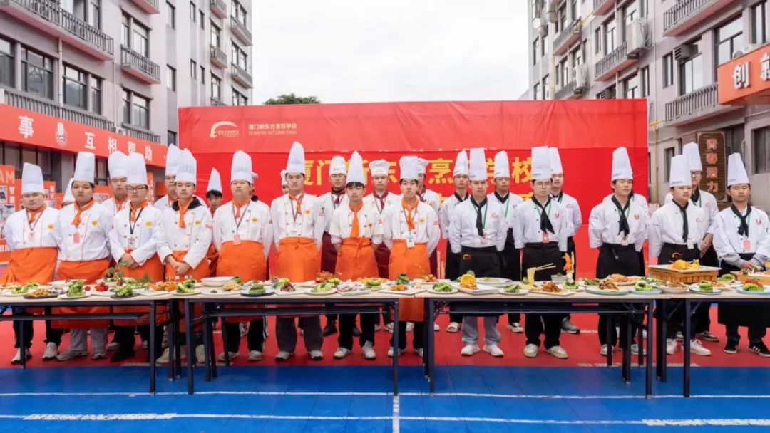 厉害了我的学长!区域特色菜同台pk,大秀技艺!