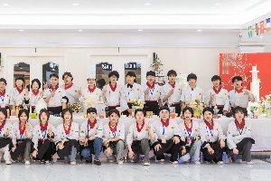 ���ҼҺ���14����ְУ���᲻��̫�磿��һ�����ڳɳ�·�������̽�֣�