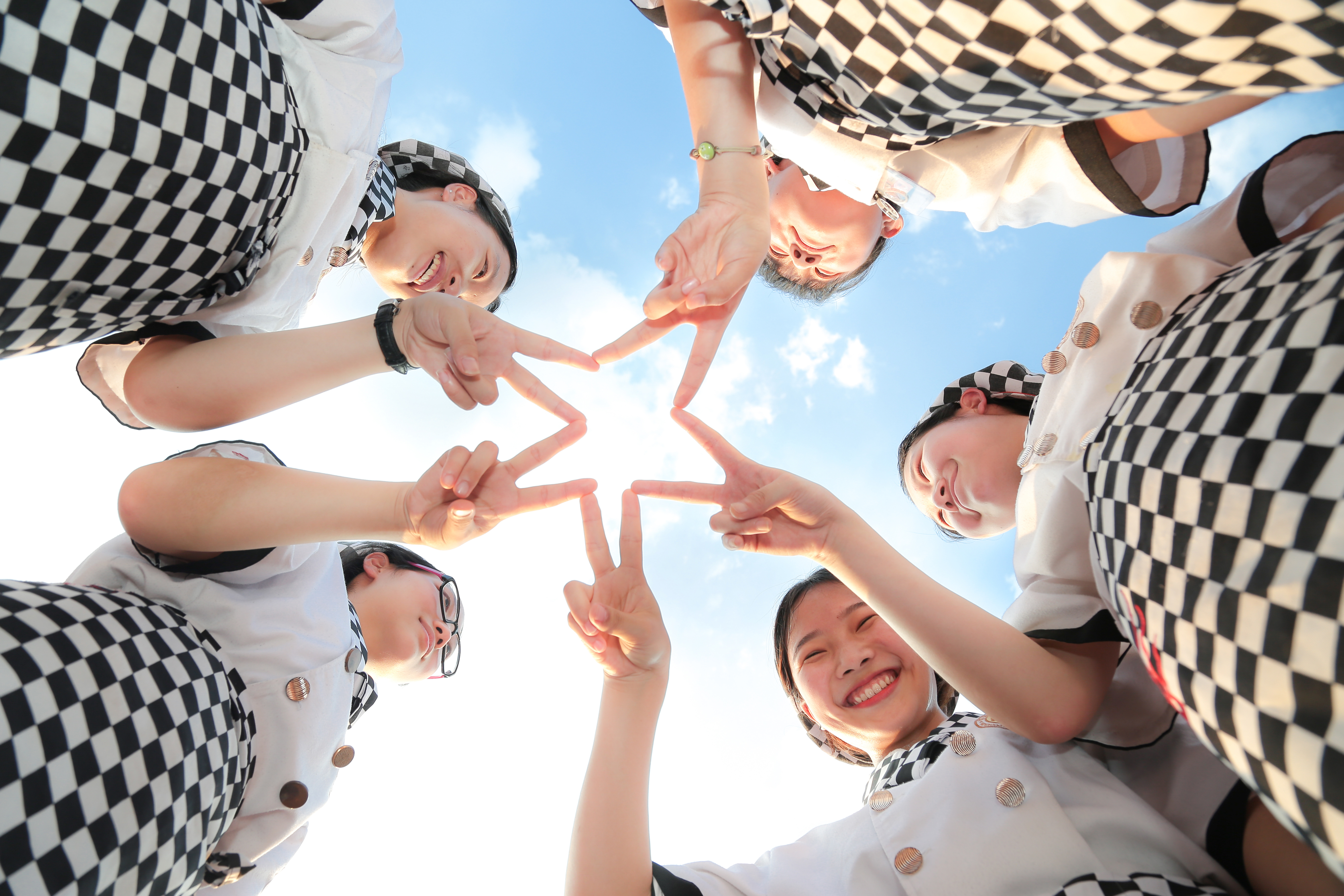 ͬѧ���㡰͵�С��е���~