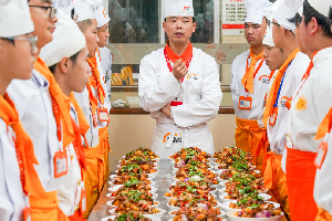 �ഺ �� �����¶�����һ����������δ�����޿��ܣ�