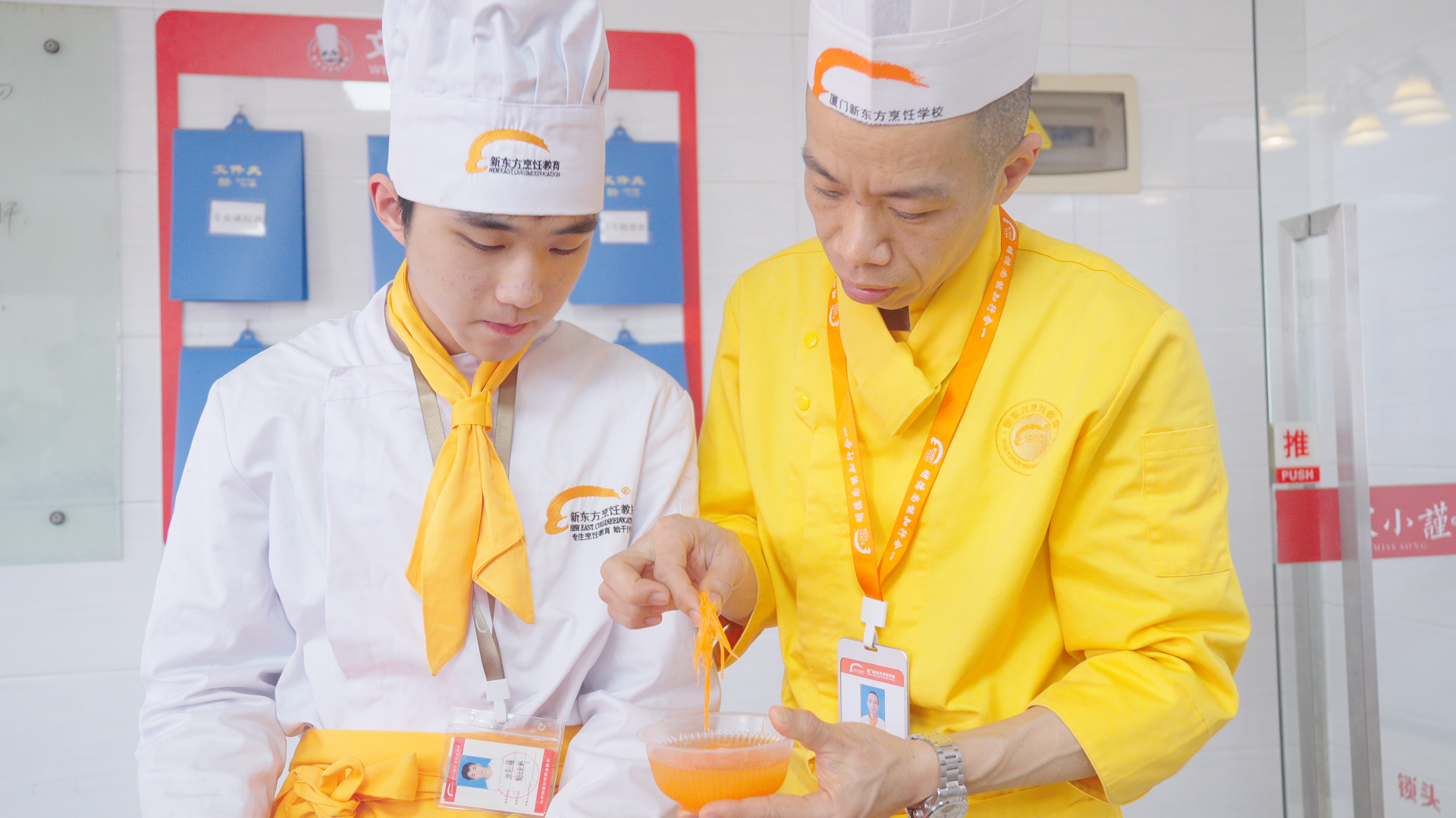 【新生访谈】沈凯峰:数控转学烹饪,热爱让我学习更有干劲!