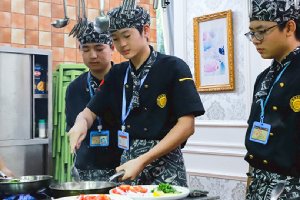 00�������ѧУ|˦���Ļ��Σ����ˢ�⣬����ʳ�н����ɳ���ϲ��