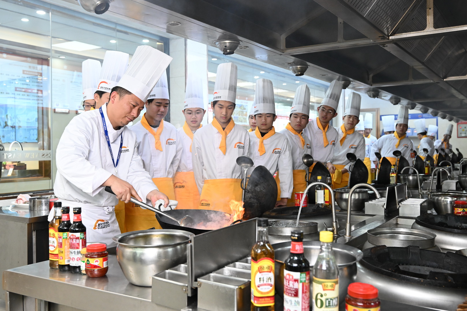 【学生日常】有料有趣有味,这样的课堂你见过吗?