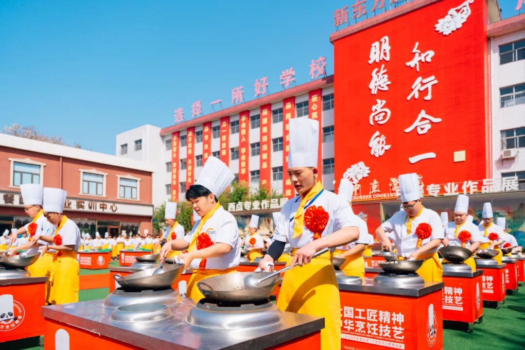 为什么厨师长都死磕基本功?这3个真相,厦门新东方帮你说透