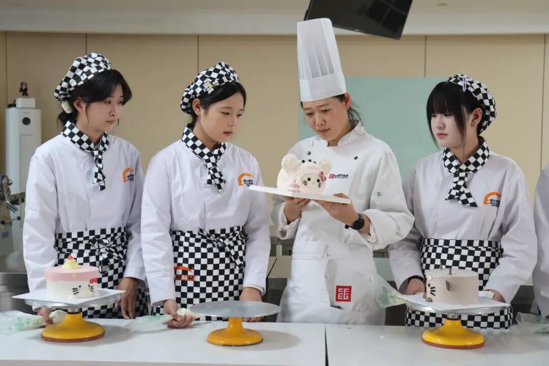 成长进行时,课堂实拍,记录厦门新东方学子蜕变之路